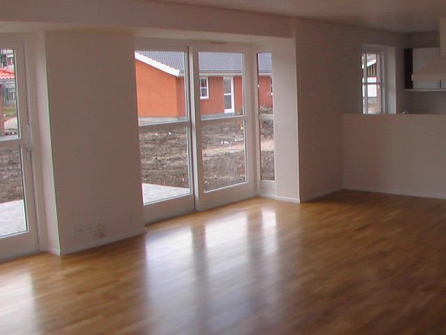 26-03-2004 11-48-23.JPG